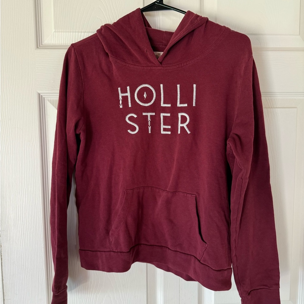 Hollister Women's Maroon Pullover Hooded Sweater with Logo